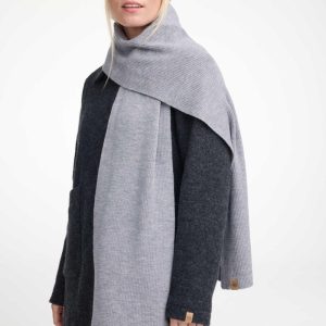 Ivanhoe of sweden Gelu Shawl